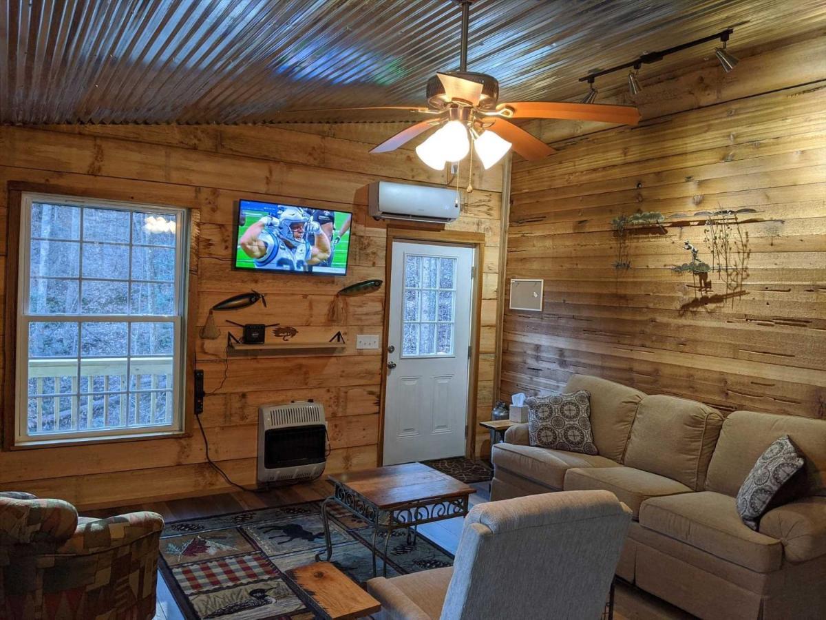 Deep Creek Hideaway Cabin Bryson City Bagian luar foto