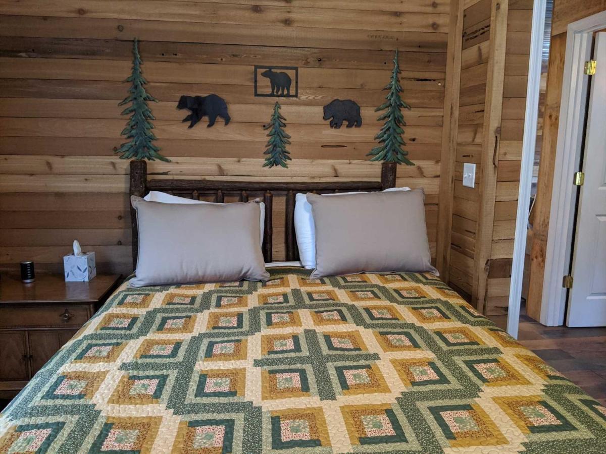 Deep Creek Hideaway Cabin Bryson City Bagian luar foto