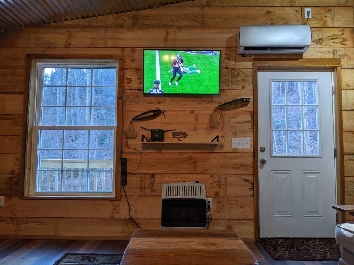 Deep Creek Hideaway Cabin Bryson City Bagian luar foto